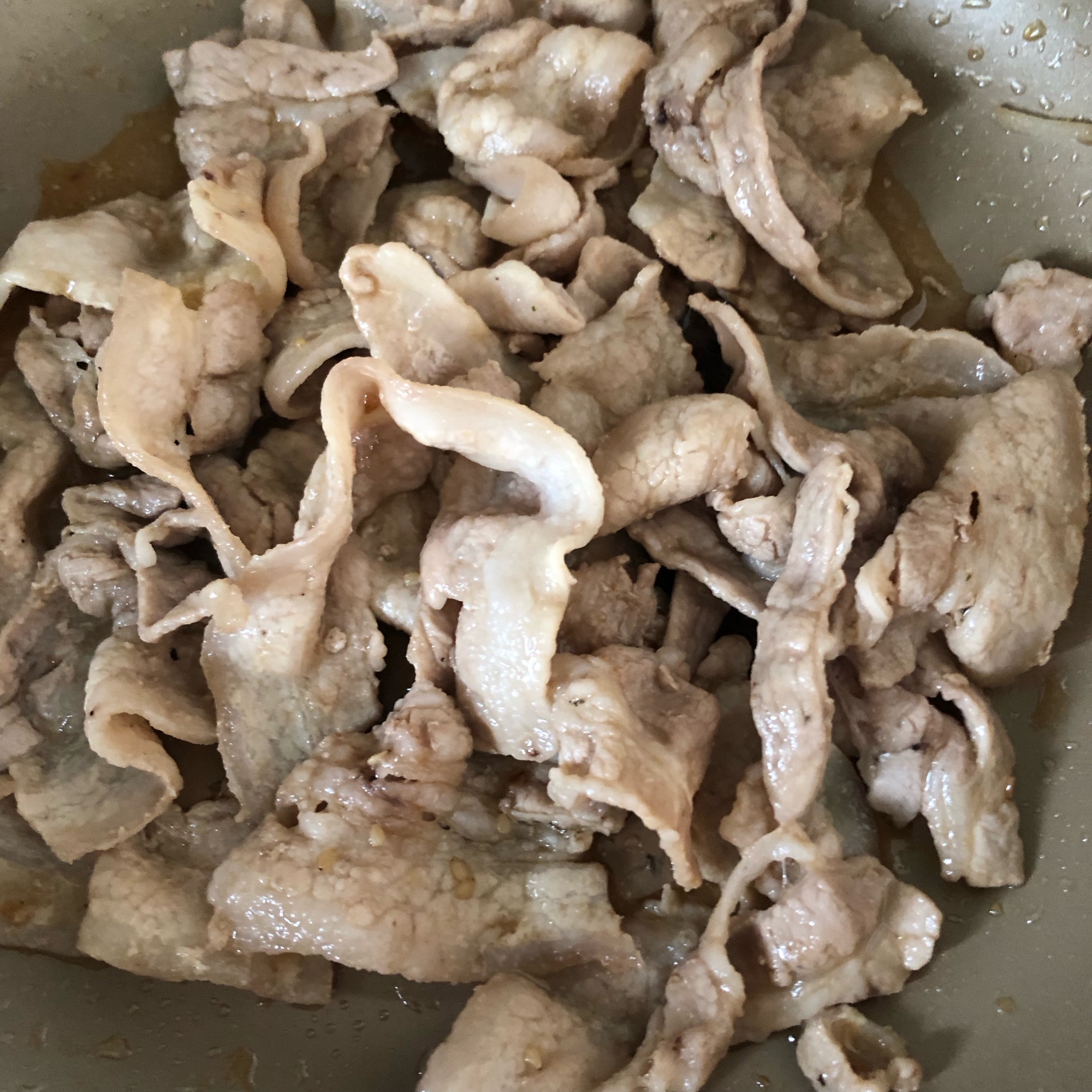 豚バラ肉ソテー