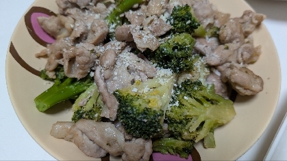 豚肉とブロッコリーのガーリック炒め