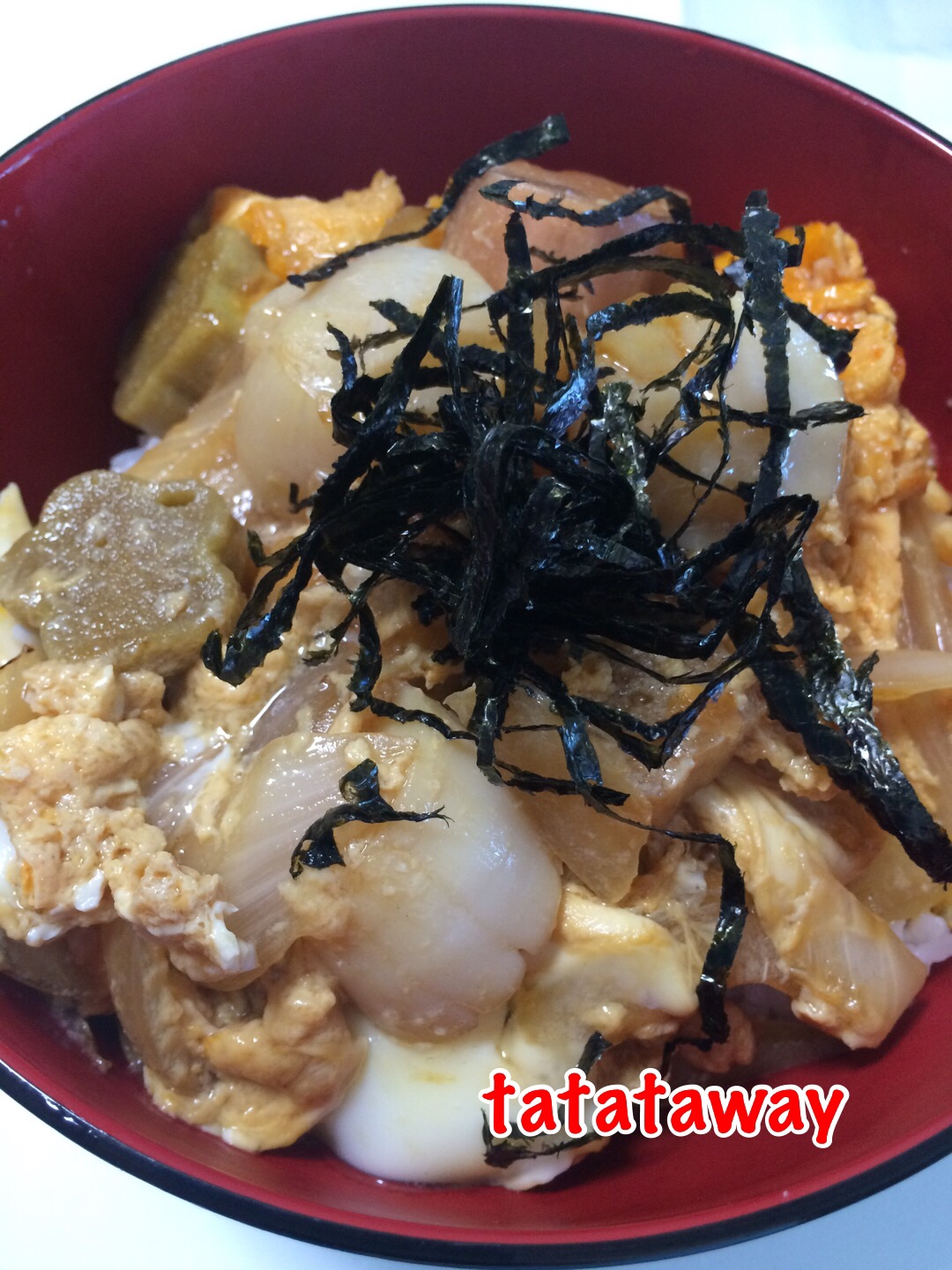 ホタテ卵とじ丼