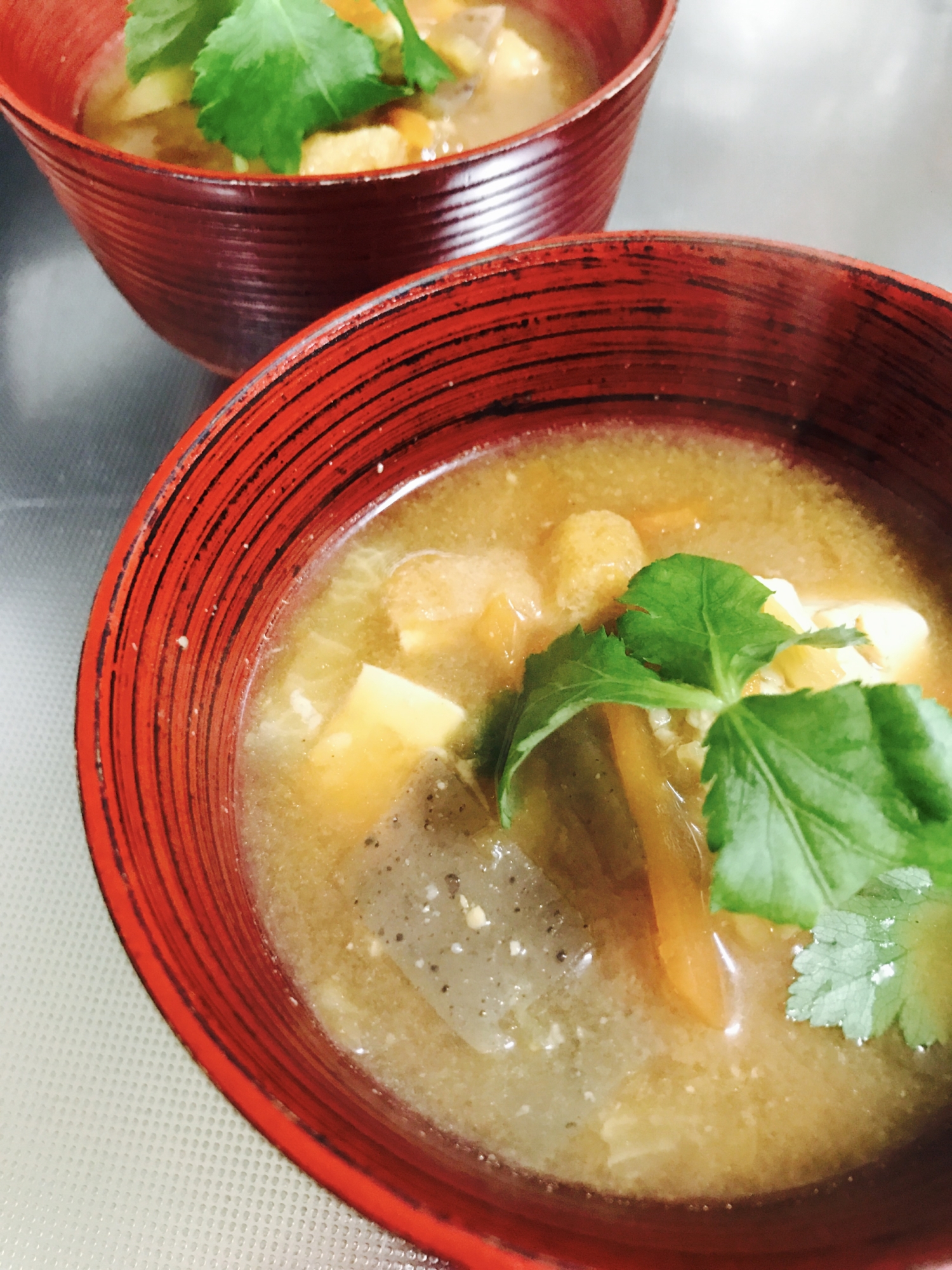 具だくさん！食べ応え満点！出汁から簡単お味噌汁