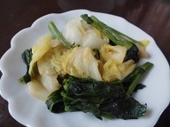 白菜と小松菜の辛子味噌炒め