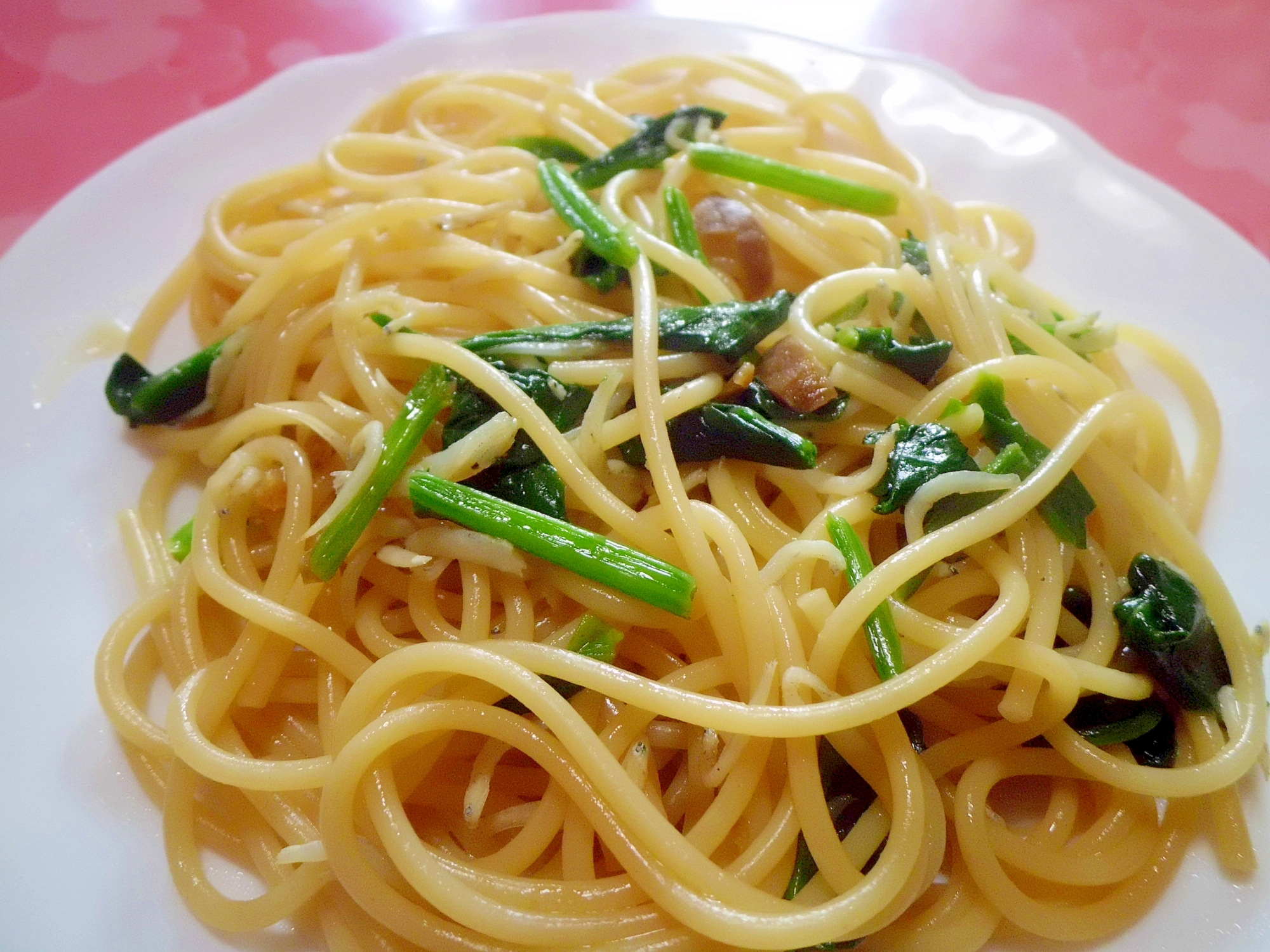 ほうれん草とちりめんじゃこのパスタ レシピ 作り方 By Luckin1217 楽天レシピ