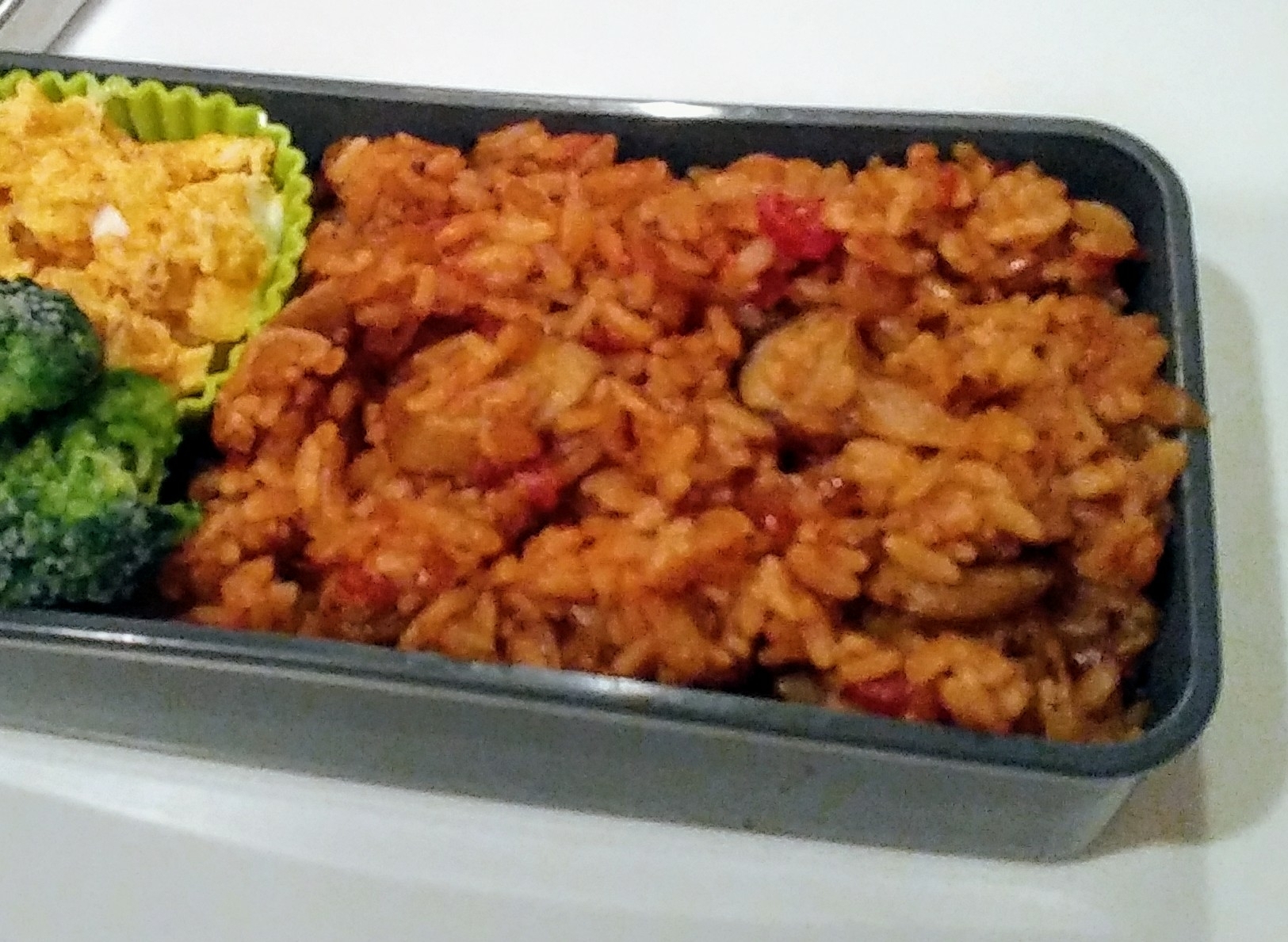 お弁当に 簡単ケチャップライス レシピ 作り方 By やえまる 楽天レシピ