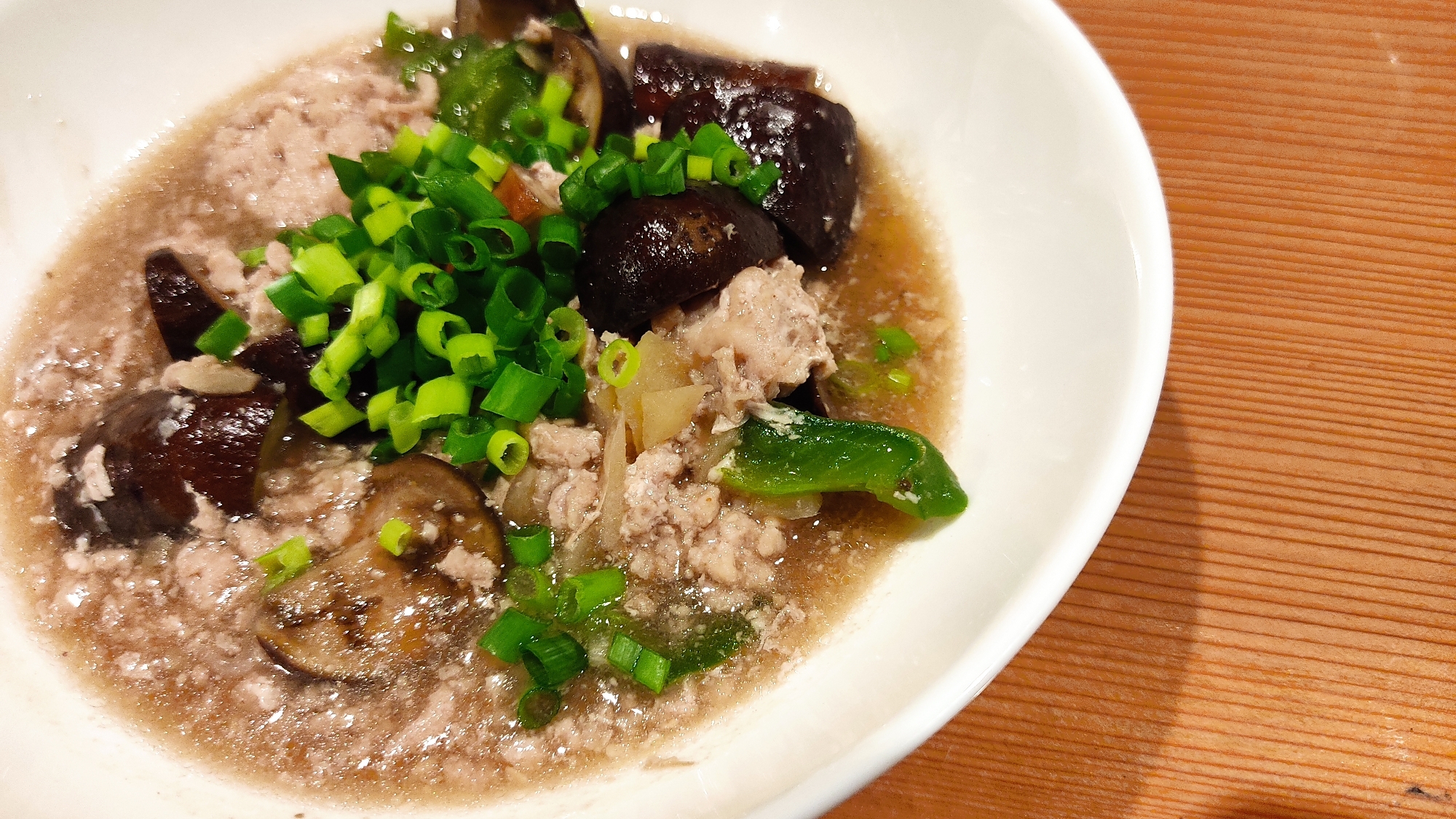 茄子とピーマンの鶏そぼろあんかけ