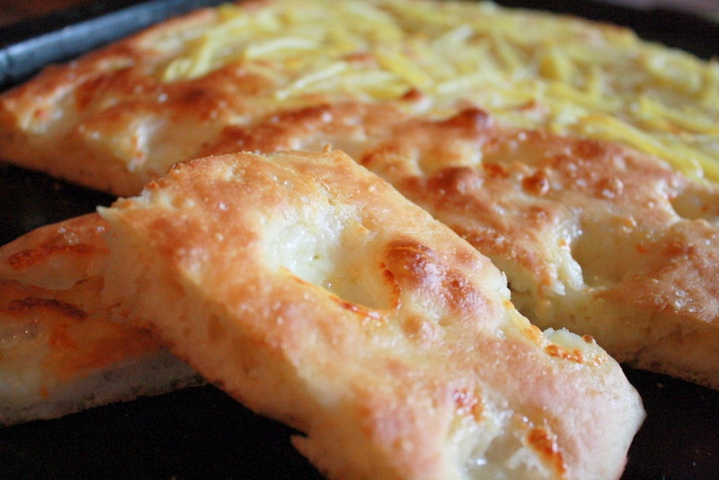 イタリアマンマ直伝!混ぜるだけフォカッチャ♪