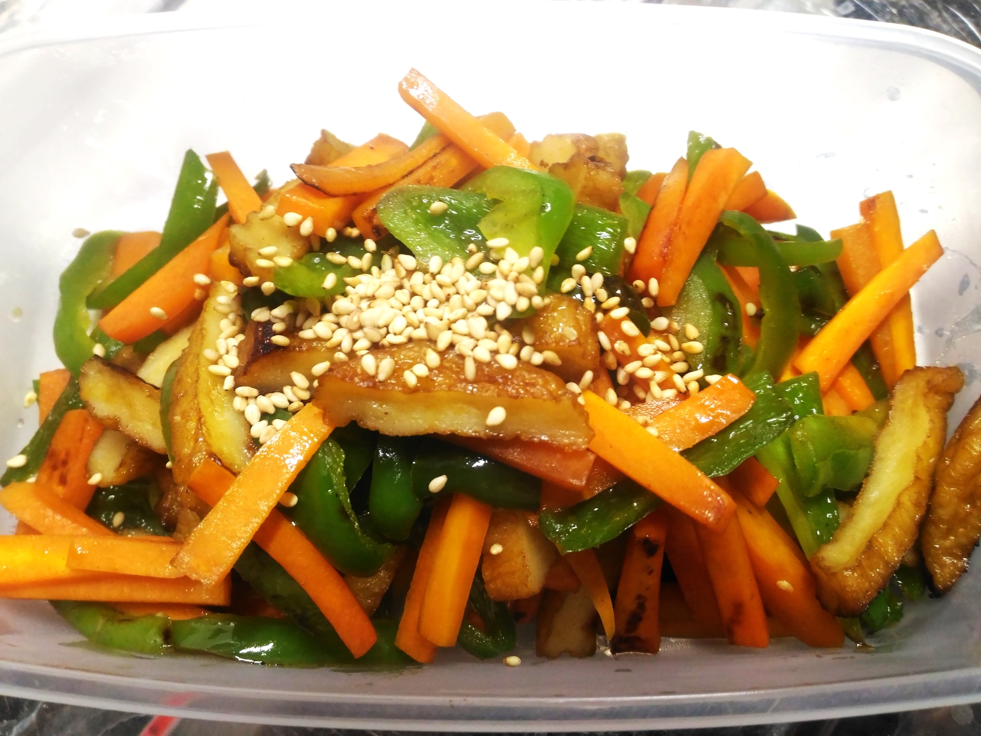 簡単な一品 さつま揚げとピーマンと人参のきんぴら レシピ 作り方 By りるろ 楽天レシピ 簡単な一品 さつま揚げとピーマンと人参のきんぴら レシピ 作り方 By りるろ 楽天レシピ