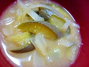 今日のお味噌汁 なす 玉ねぎ 大根 レシピ 作り方 By Megmako 楽天レシピ