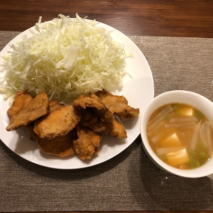 大根とキャベツと豆腐の味噌汁