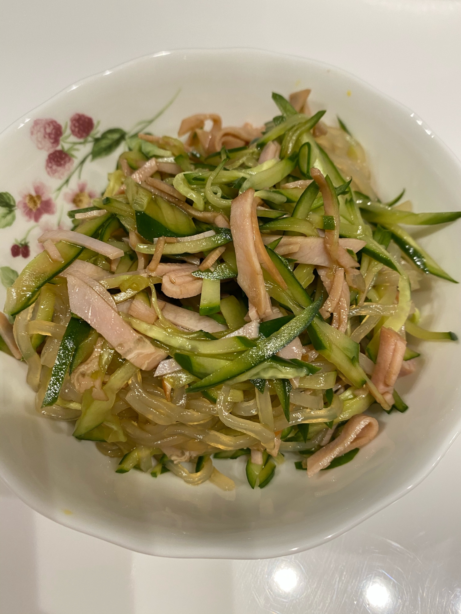 味付け簡単 春雨サラダ レシピ 作り方 By やぁの 楽天レシピ 味付け簡単 春雨サラダ レシピ 作り方 By やぁの 楽天レシピ