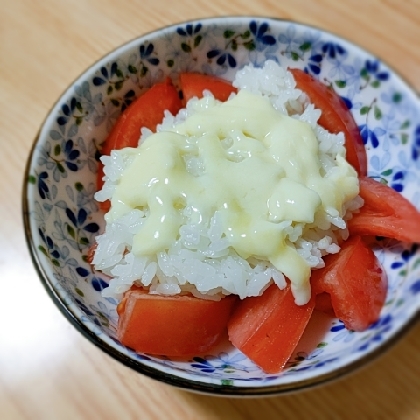 ★レンチン簡単★トマトとチーズのリゾット風