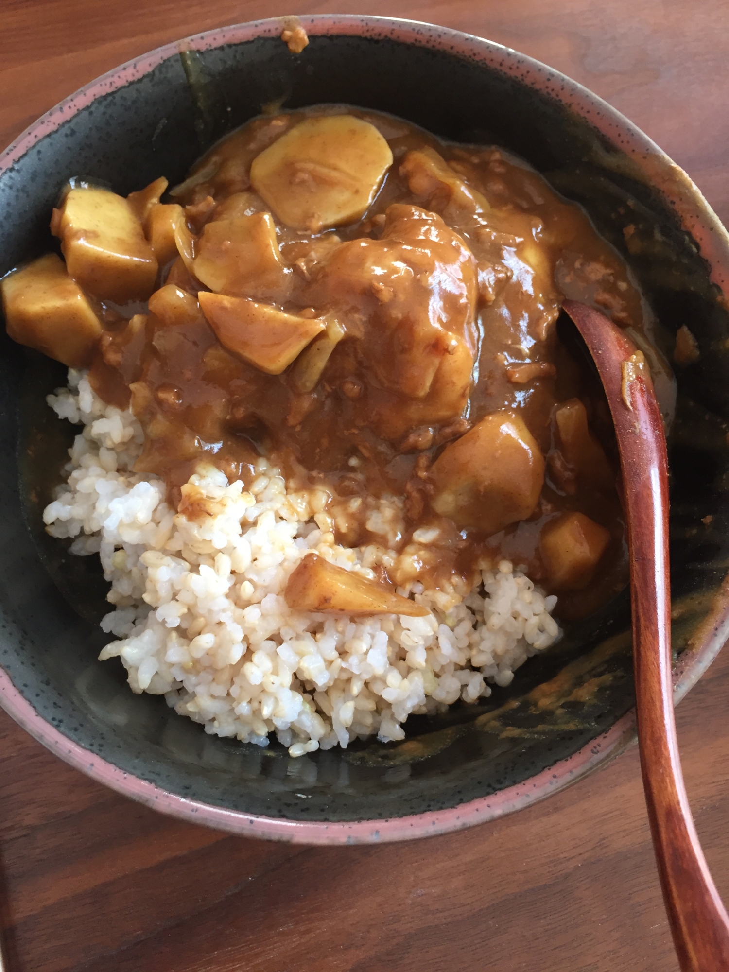 里芋、じゃがいものイモたくさんカレー！