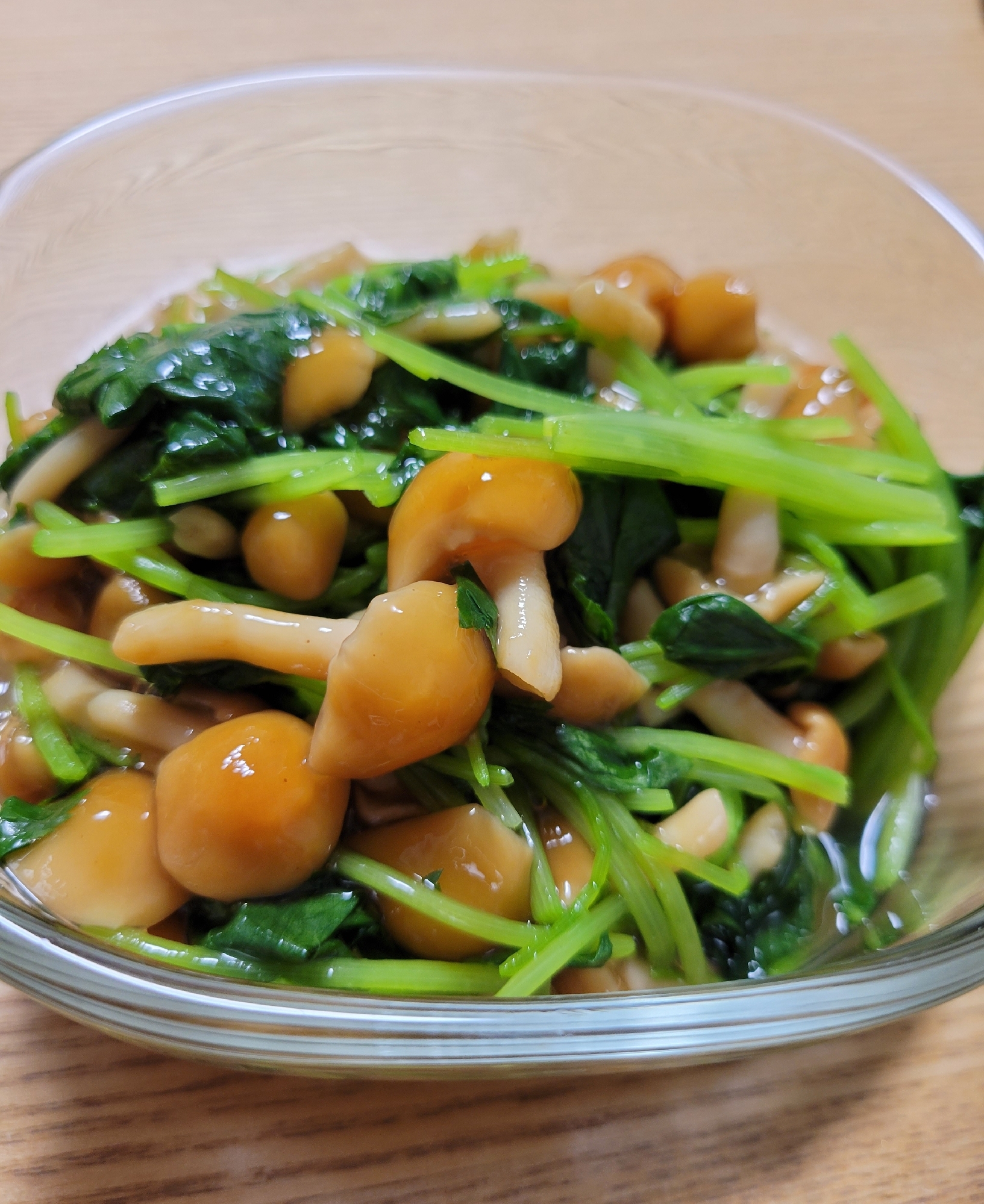 めっちゃ簡単!三つ葉となめこの和え物