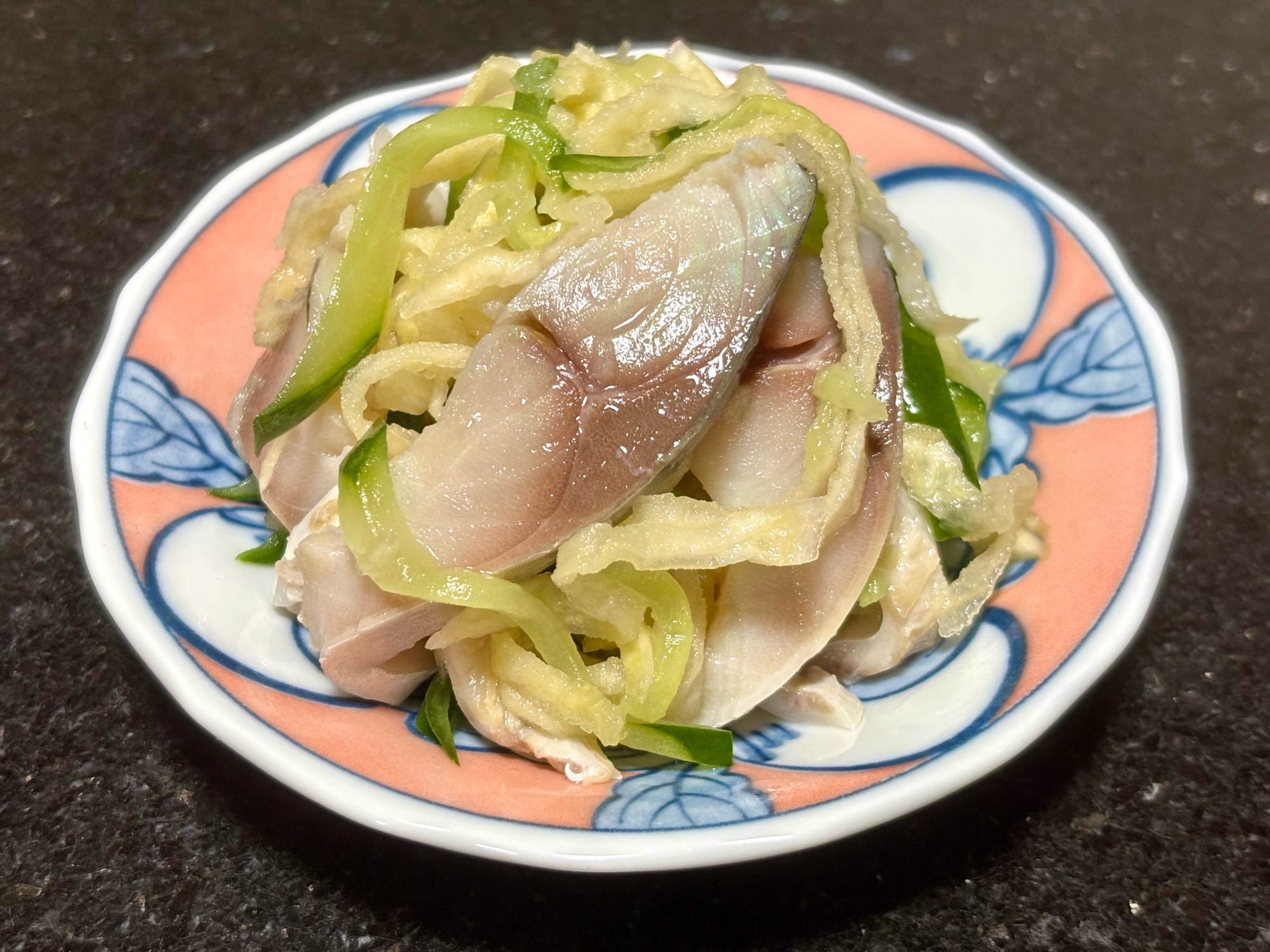 しめ鯖と切り干し大根の酢の物