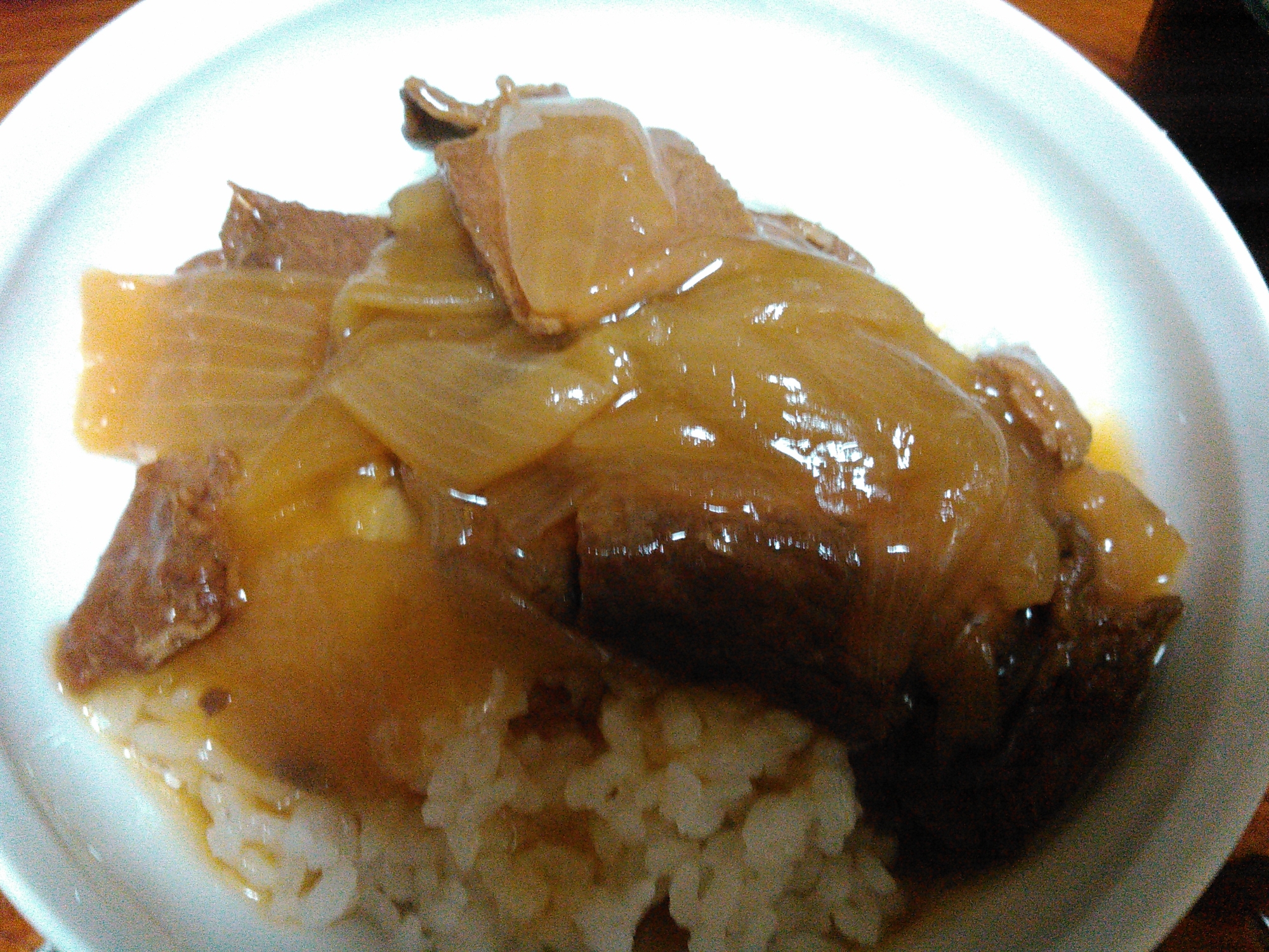 牛肉の大和煮と玉ねぎのとろとろ丼