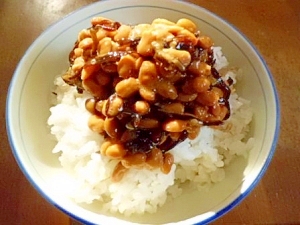 ホカホカご飯のおとも　　昆布納豆