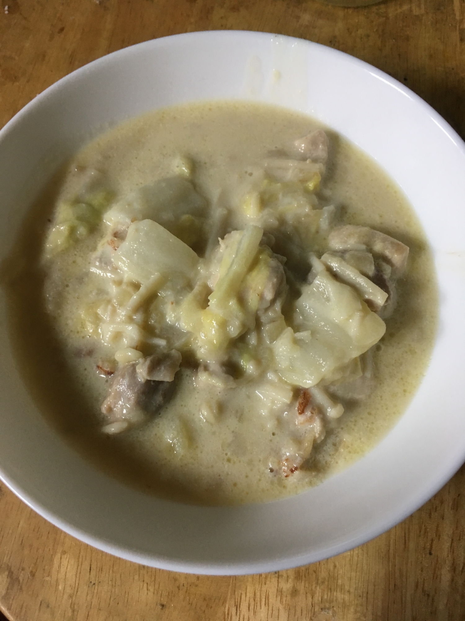 白菜と鶏肉のミルクスープ