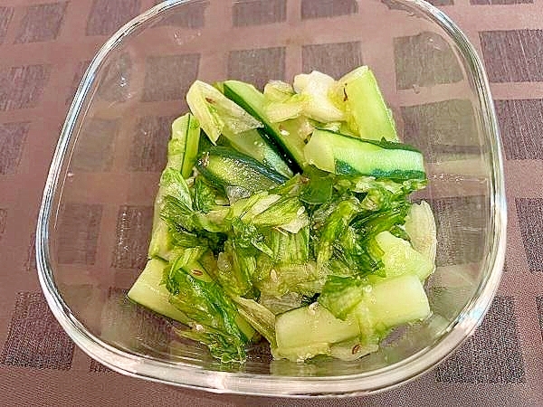 エスニックに！きゅうりとレタスのクミン風味サラダ