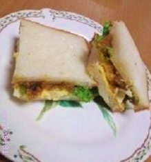 残りカレーで♪カレーとゆで卵のサンドイッチ