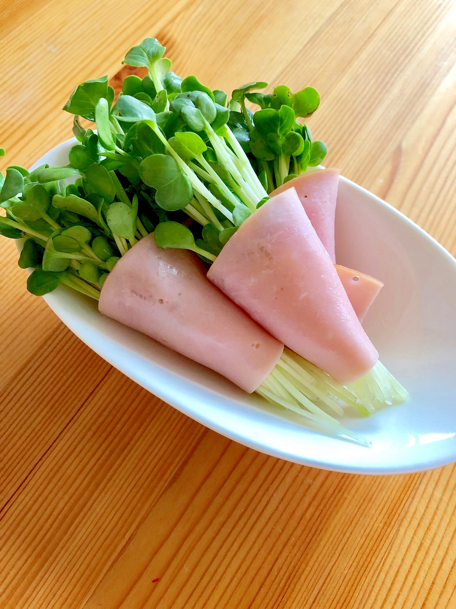 クリームチーズで☆カイワレの花束