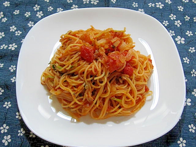 水漬けパスタで ツナとセロリとトマトのスパゲティ レシピ 作り方 By けいちゃん088 楽天レシピ