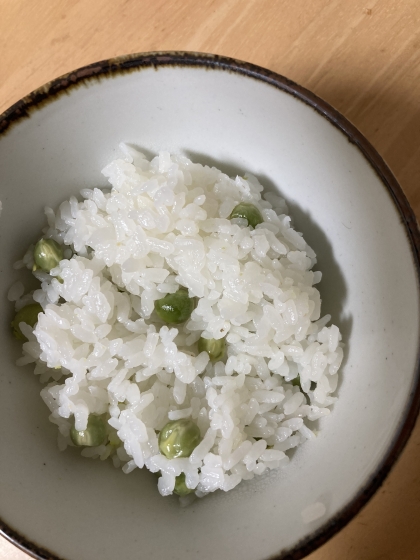 簡単で、ホクホク美味しい豆ごはんでした