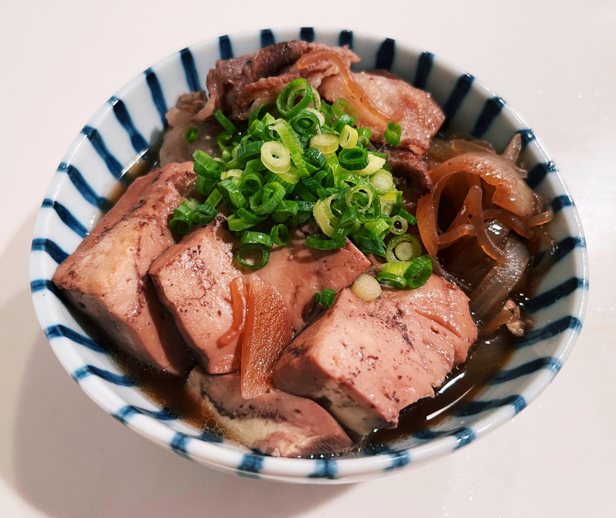 肉豆腐(赤ワイン使用)