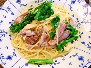 塩麹漬けにした鮮魚と菜の花のパスタ