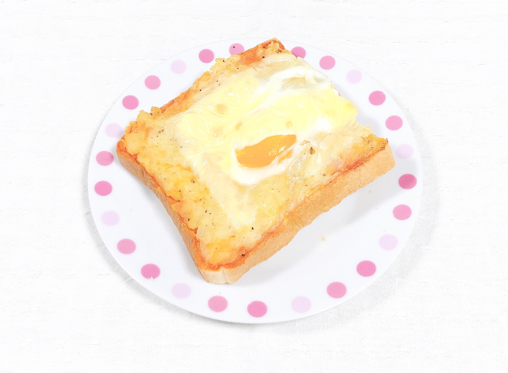 簡単⭐マッシュポテトと卵とチーズトースト