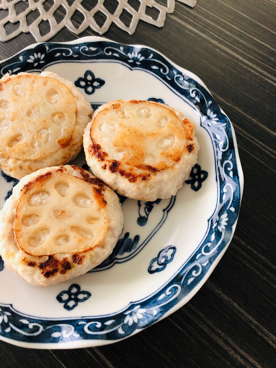 蓮根を味わう☆塩鶏つくね