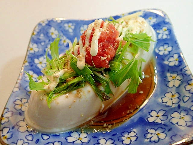 醤油/マヨ/すりごまで　水菜と辛子明太子の冷奴