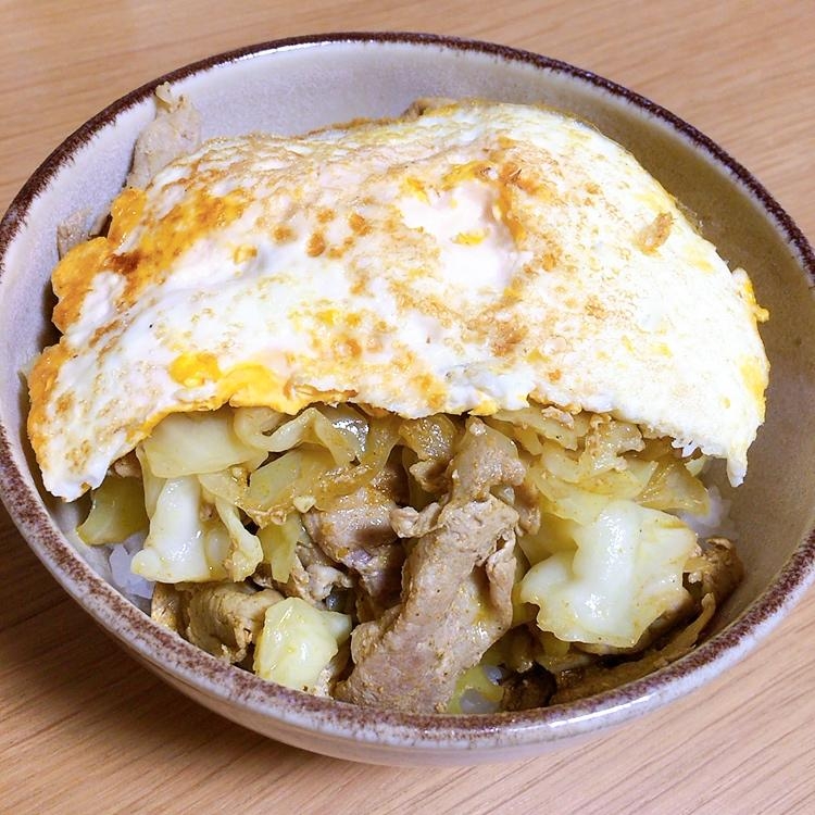 豚キャベツカレー炒め丼★*。