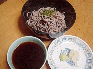 青のり付き　もり蕎麦