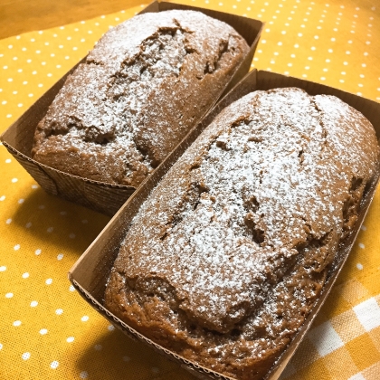 バレンタインデーだったので、家族のために焼きました！粉糖が残っていたので、ふってみました♪
簡単旨レシピをありがとうございます♡