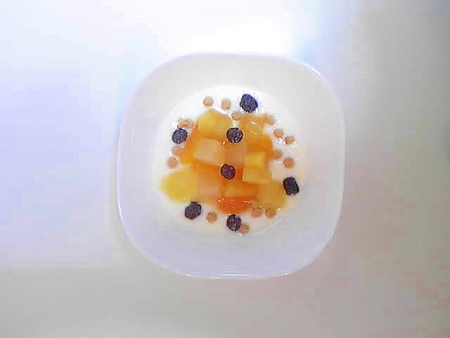 柑橘ミックスとトロピカルフルーツのヨーグルト 2