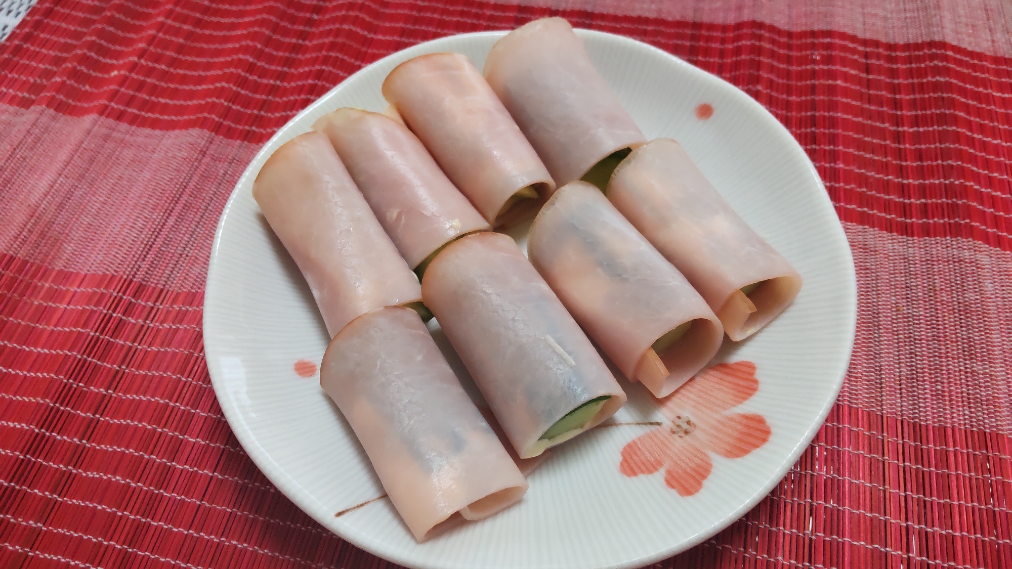 お弁当レシピ ハムときゅうりのマヨネーズ入り レシピ 作り方 By ゆきやま 楽天レシピ お弁当レシピ ハムときゅうりのマヨネーズ入り レシピ 作り方 By ゆきやま 楽天レシピ