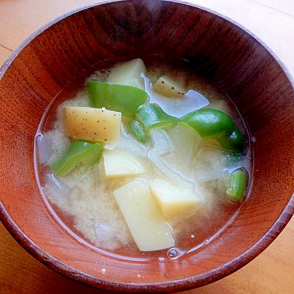じゃがいもの味噌汁