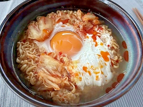 ピリ辛キムチチキンラーメン