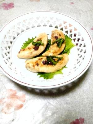 鶏ささみの梅肉添え