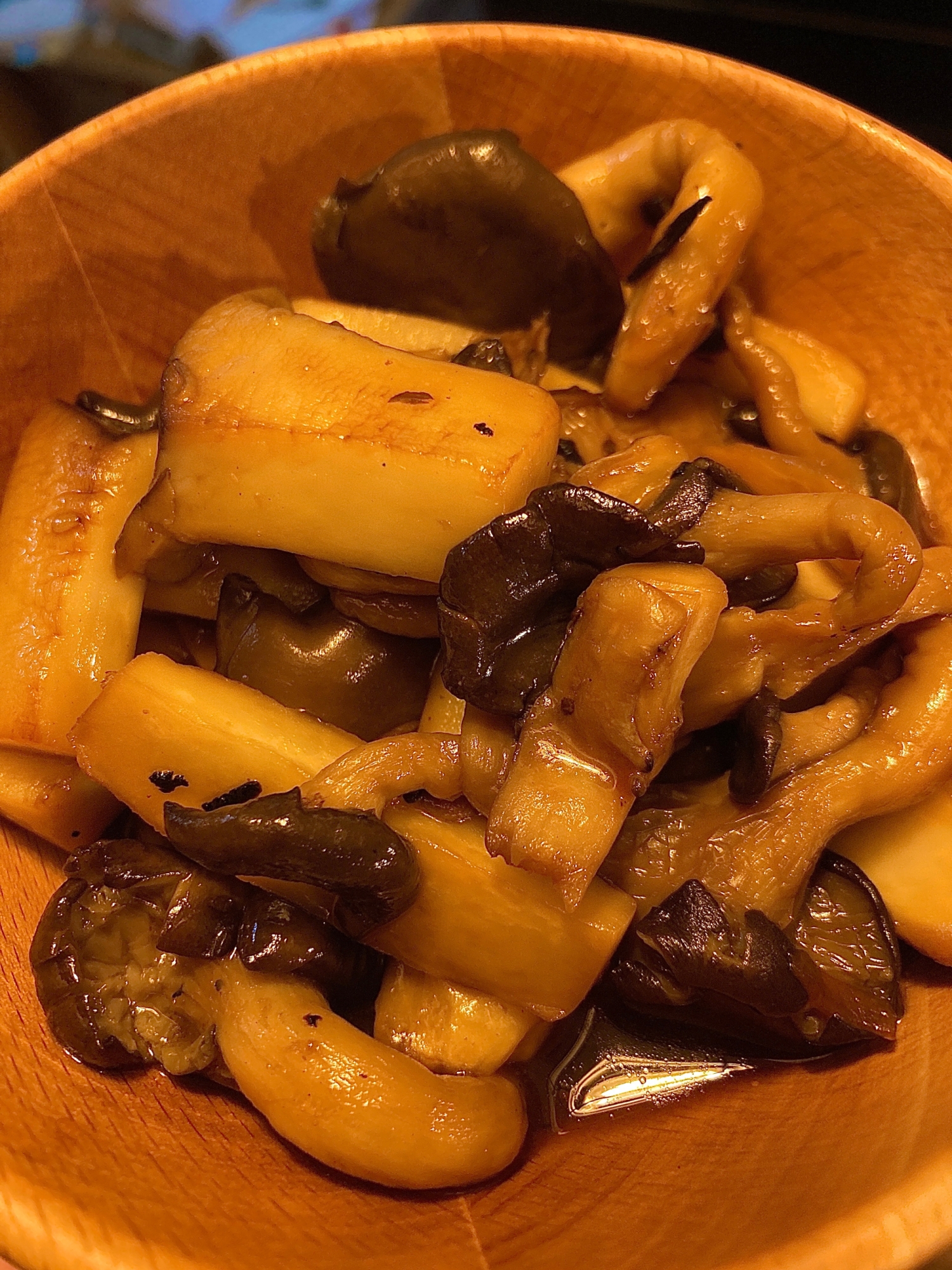 きのこの旨みがたっぷりきのこ炒め!