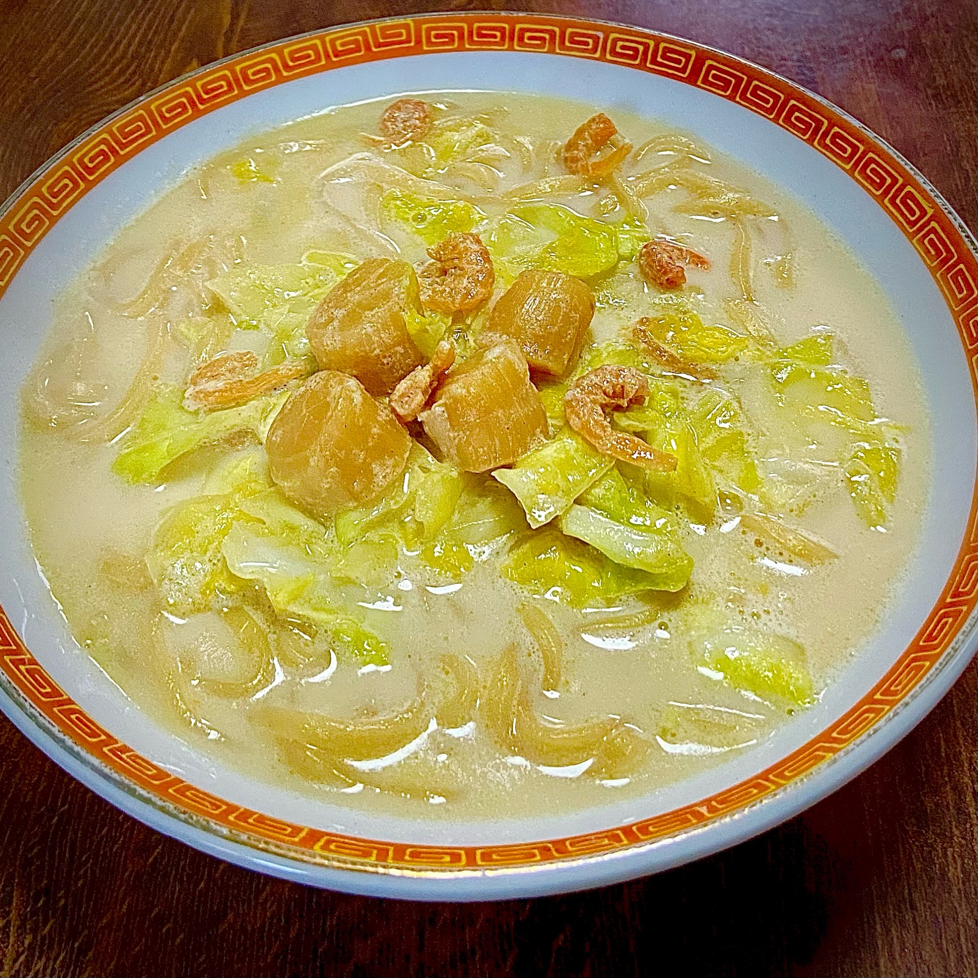 エビと貝柱の濃厚出汁！クリーミーシーフードラーメン