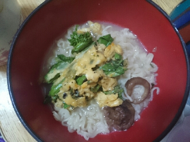 菜の花と卵と椎茸の拉麺