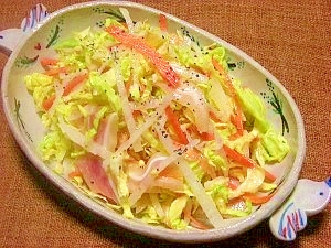 サッパリ☆キャベツとミミガーのサラダ