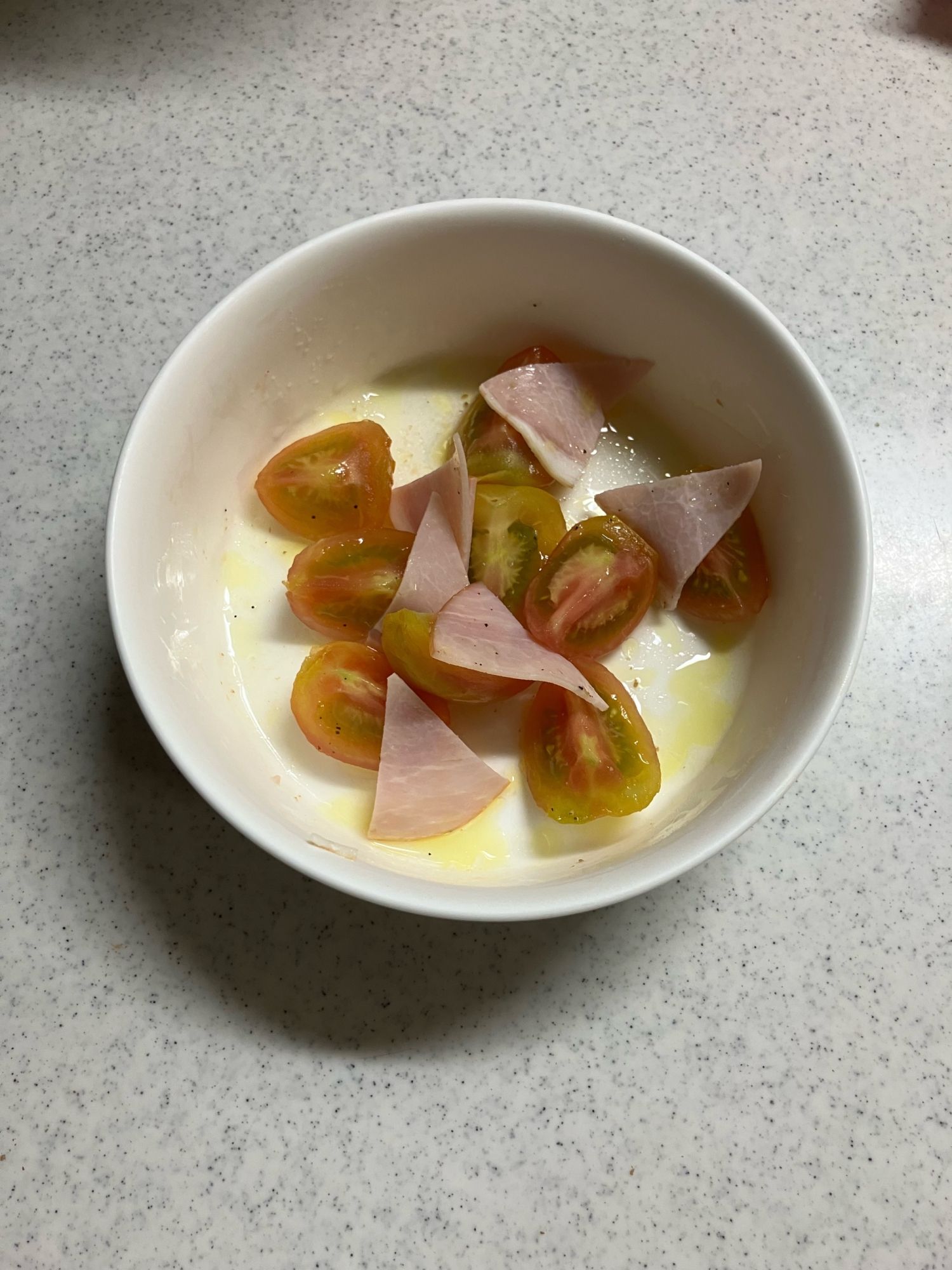 トマトとハムのマリネ風サラダ
