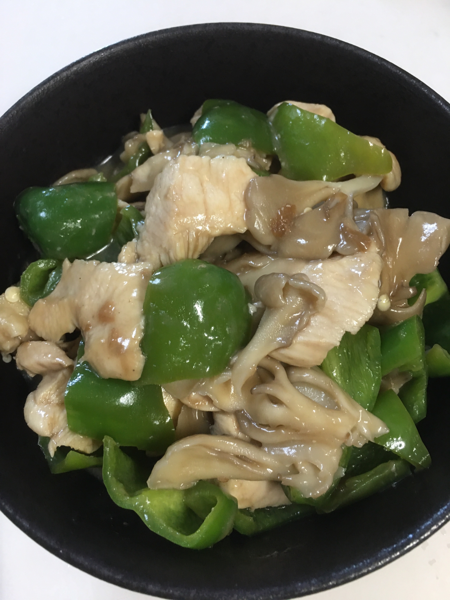 鶏むねと舞茸ピーマンの梅煮