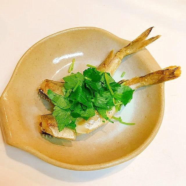 ひと手間加えて 氷下魚干物のバター炒め レシピ 作り方 By だだちゃまめごはん 楽天レシピ ひと手間加えて 氷下魚干物のバター炒め レシピ 作り方 By だだちゃまめごはん 楽天レシピ