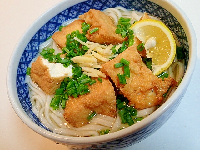 かぼす入り　厚揚げと葱と生姜の讃岐うどん♬