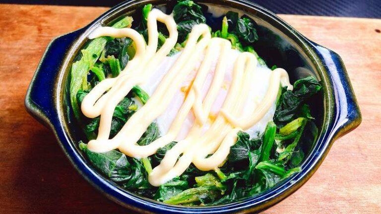 【素朴飯】卵と冷凍ほうれん草のココット