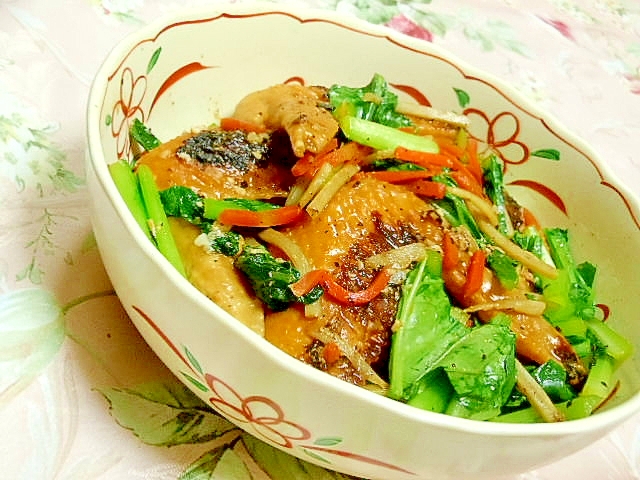 醤油麹ｄｅ❤手羽先と小松菜の彩り生姜炒め❤