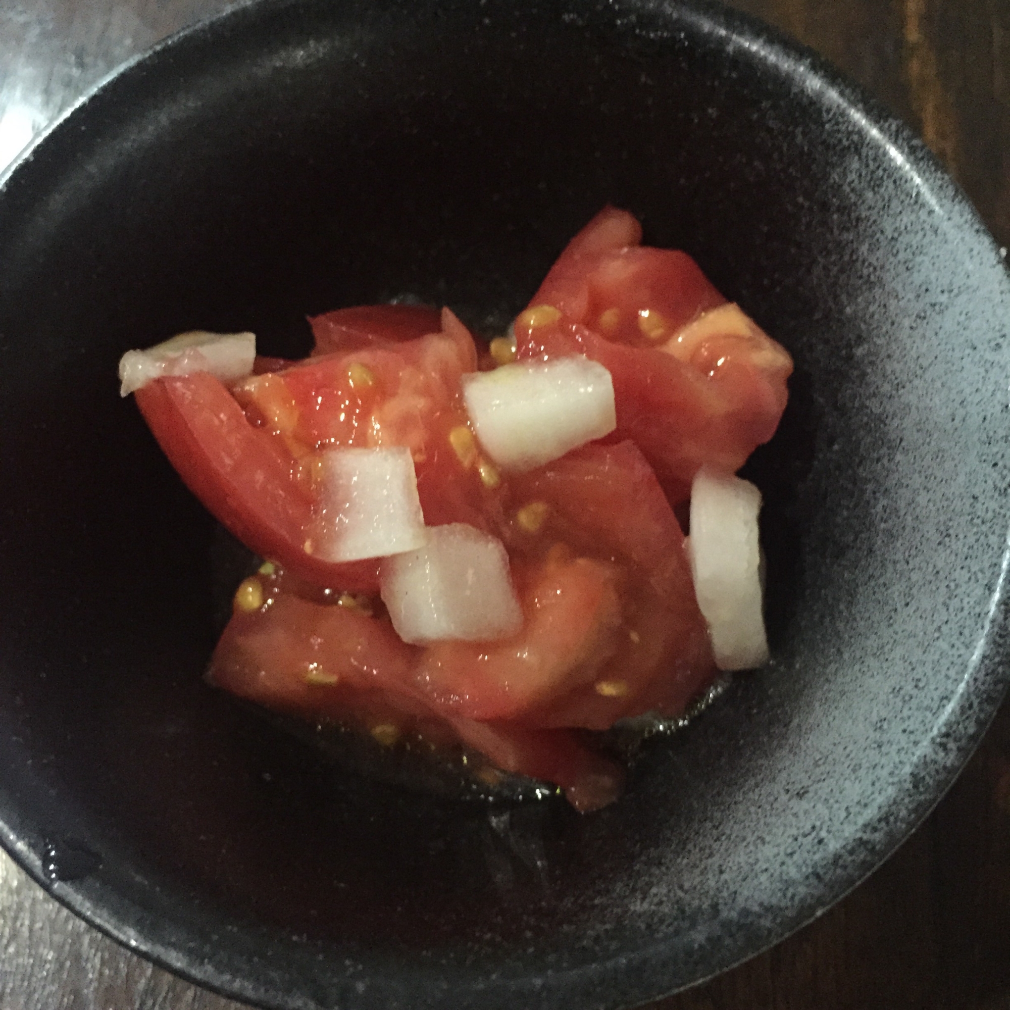 トマトと玉ねぎのオリーブオイル漬け