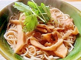 秋の贅沢食材　マツタケ蕎麦の作り方